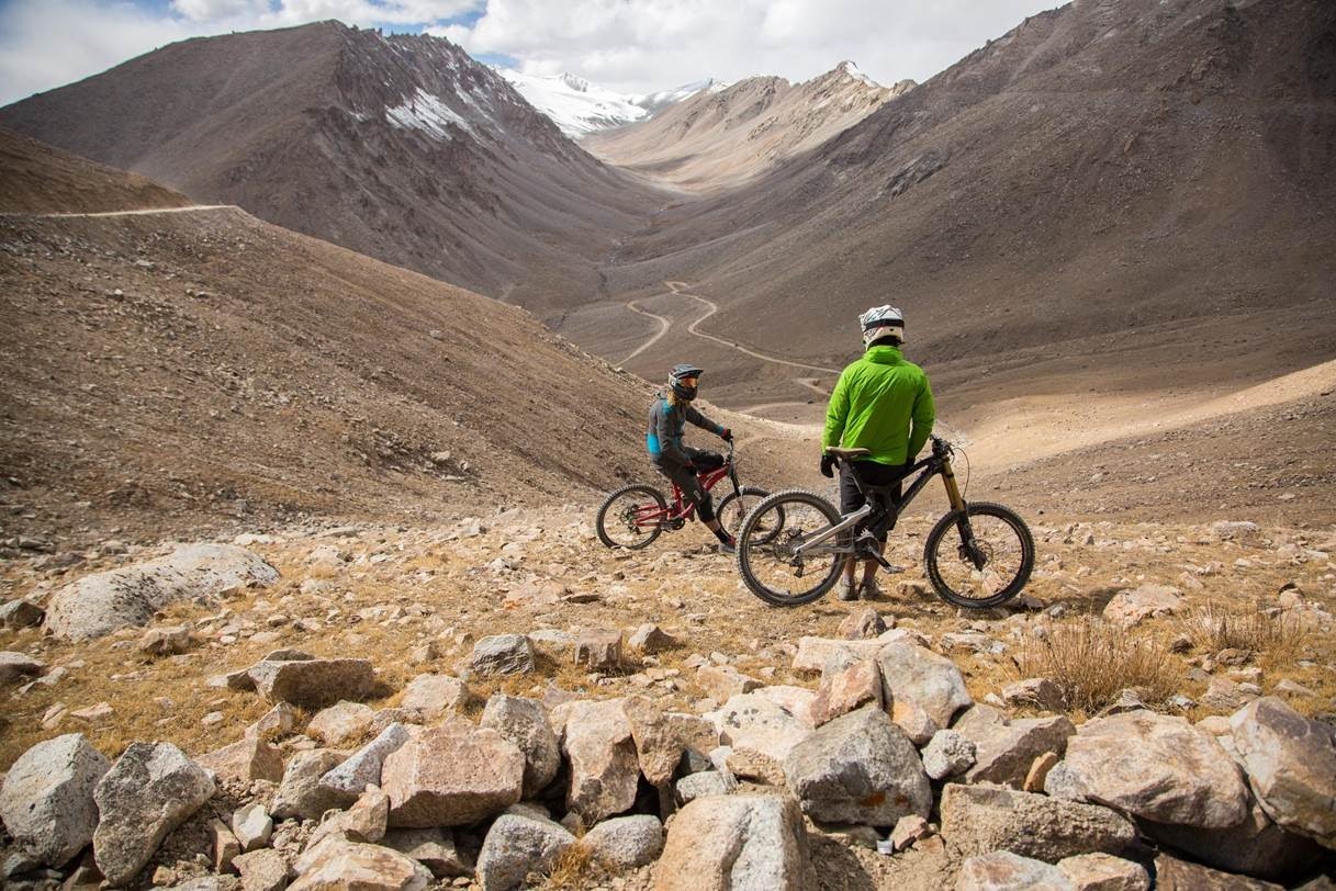 Manali Chandratal Cycle Expedition in Himachal Himalaya.